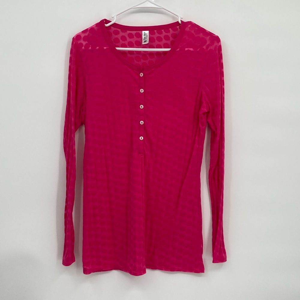 Tee Shop Pink Polka Dot Long Sleeve 1/2 Button t-shirt Lightweight Large